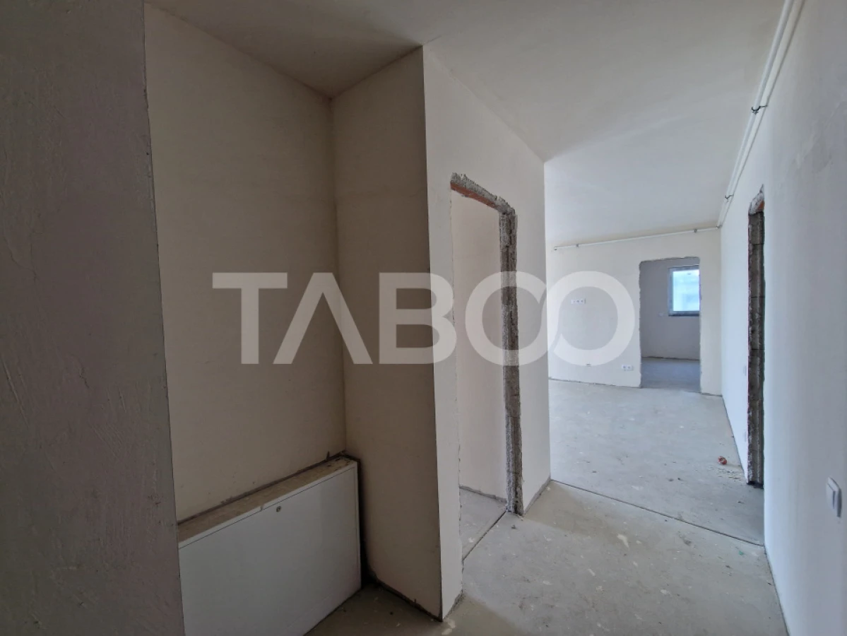 Apartament 3 camere 2 bai ETAJ 1 boxa la subsol Turnisor - 1