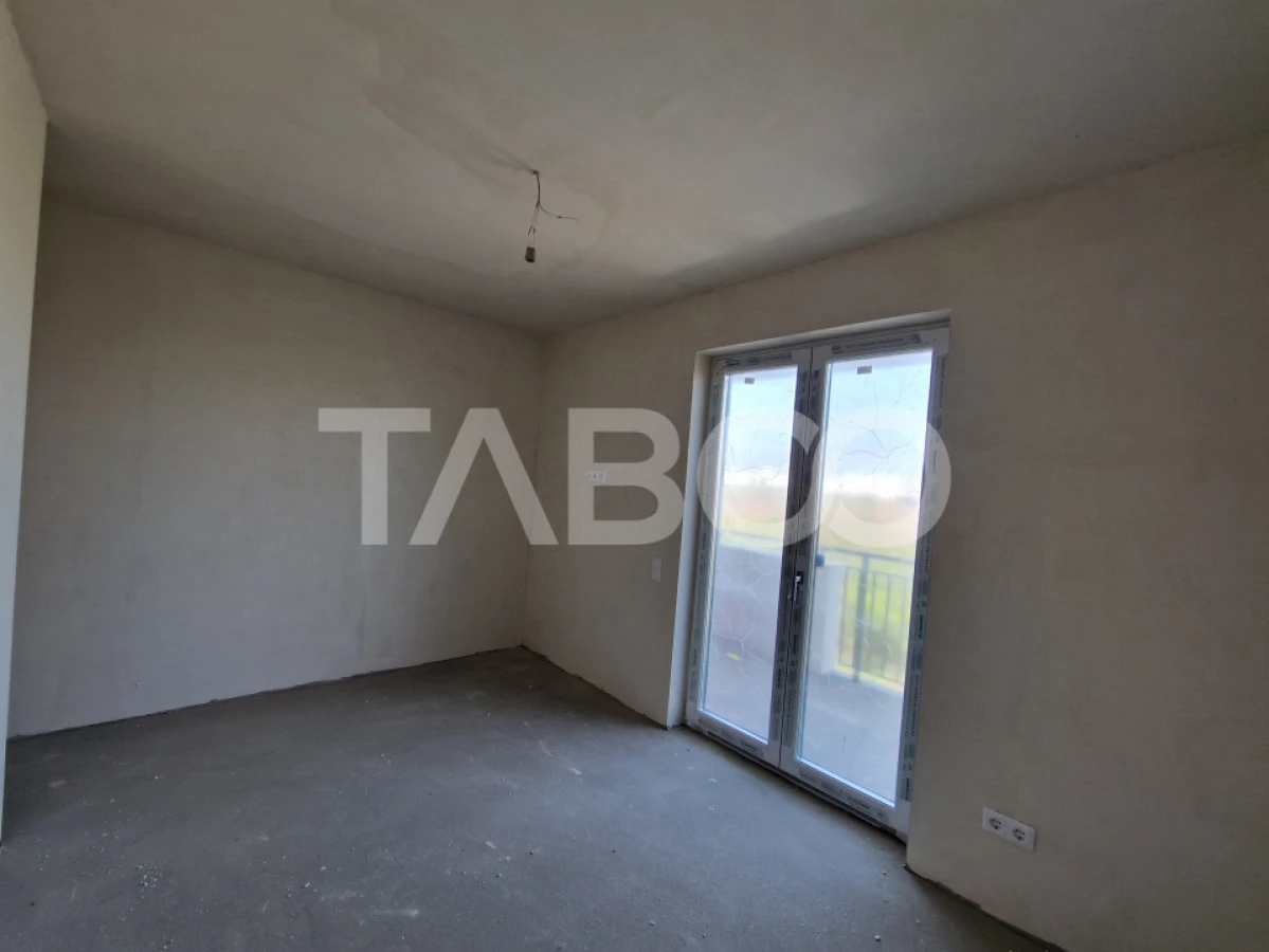 Apartament 3 camere 2 bai bloc cu lift zona de case in Turnisor - 6