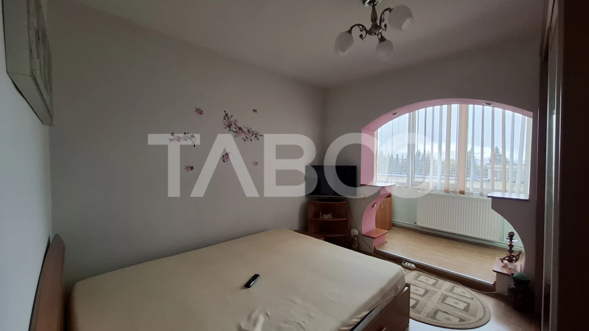 Apartament 3 camere de vanzare decomandat 58 mp zona Valea Aurie Sibiu - 8