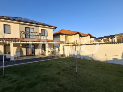 Casa de vanzare individuala 5 camere 172 mp langa Padurea Dumbrava