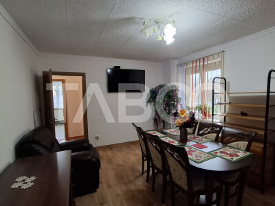 Apartament de vanzare 2 camere decomandat 54 mp zona Vasile Aaron