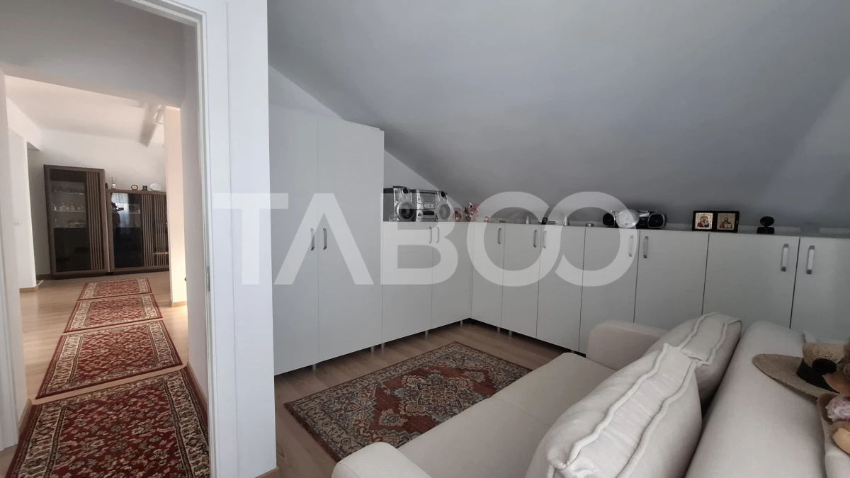 Apartament de vanzare 3 camere decomandat 68 mp zona Turnisor Sibiu - 9