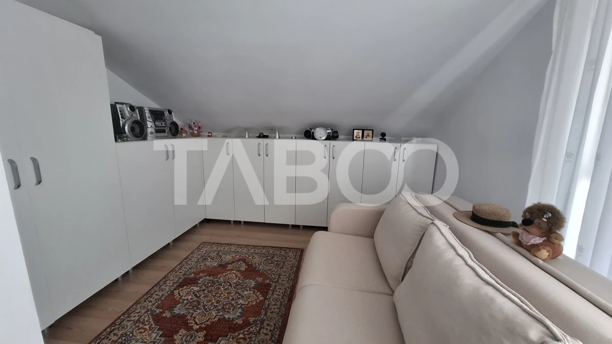 Apartament de vanzare 3 camere decomandat 68 mp zona Turnisor Sibiu - 6