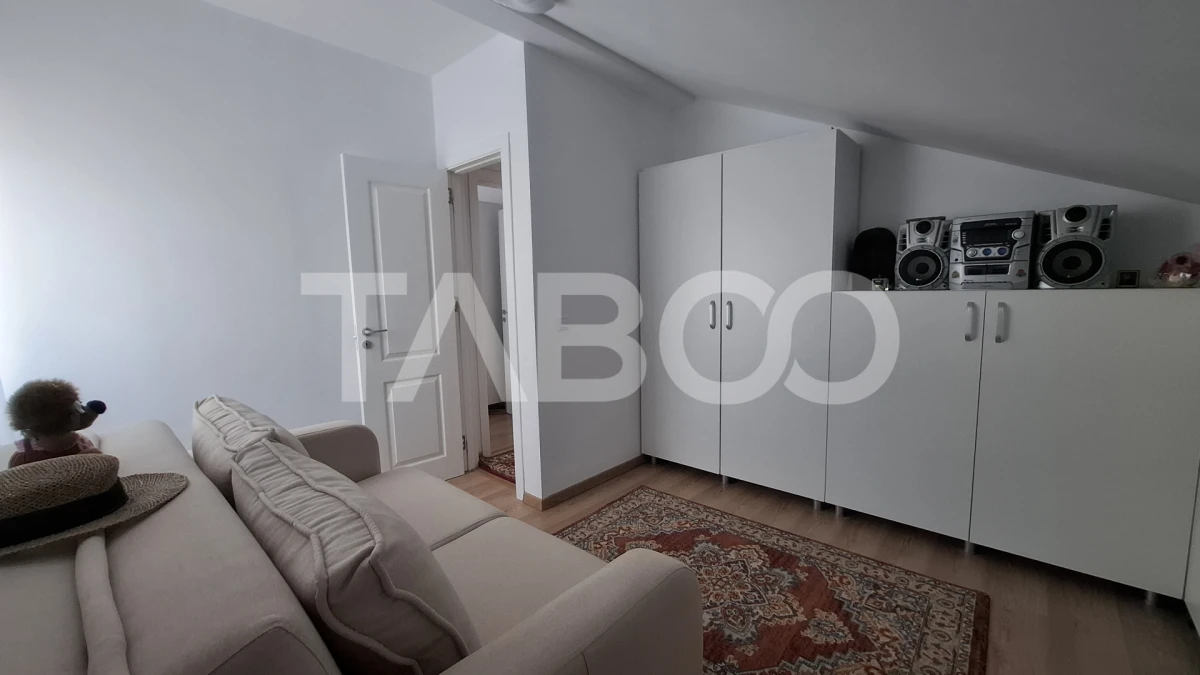 Apartament de vanzare 3 camere decomandat 68 mp zona Turnisor Sibiu - 5