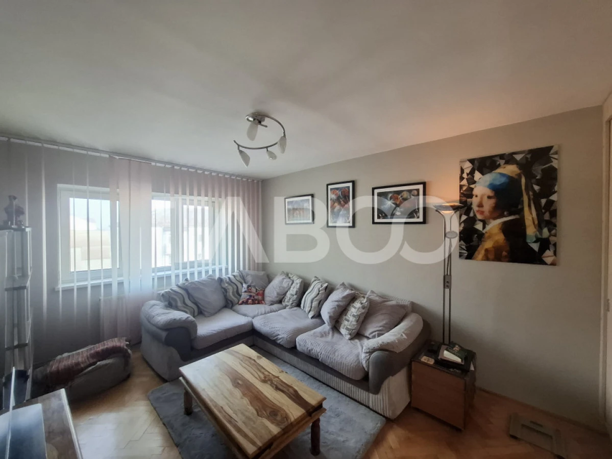 Apartament 5 camere de vanzare 138 mp utili zona Ciresica Sibiu - 3