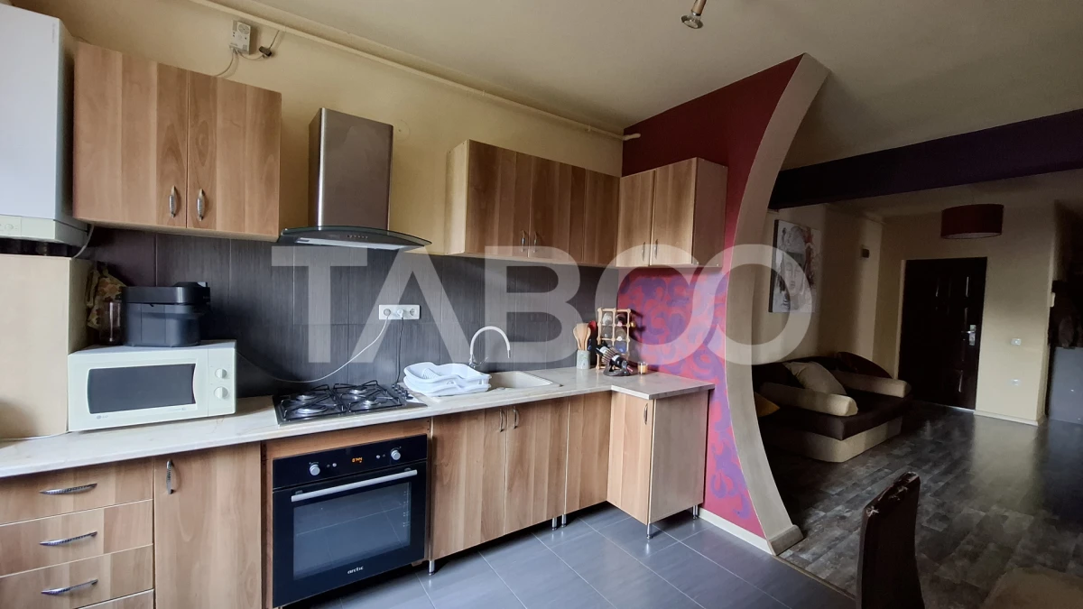 Apartament 3 camere decomandat 68 mp etaj 1 strada Frunzei Turnisor - 10
