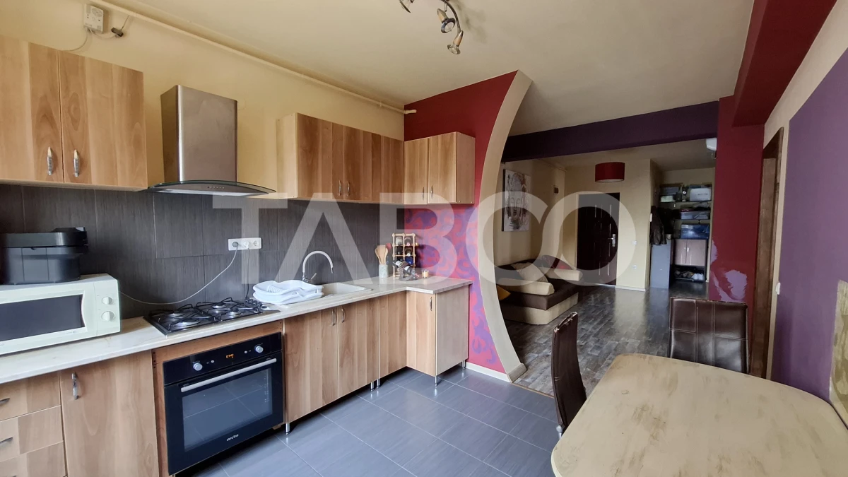 Apartament 3 camere decomandat 68 mp etaj 1 strada Frunzei Turnisor - 3
