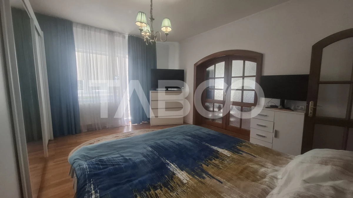 Apartament 4 camere 155 mp 2 balcoane garaj inchis Central Sibiu - 4
