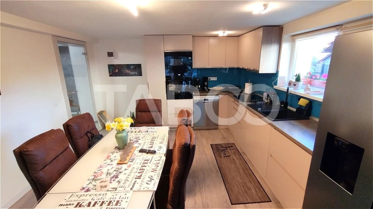 Casa de inchiriat cu 4 nivele pentru regim hotelier Strand Sibiu - 3