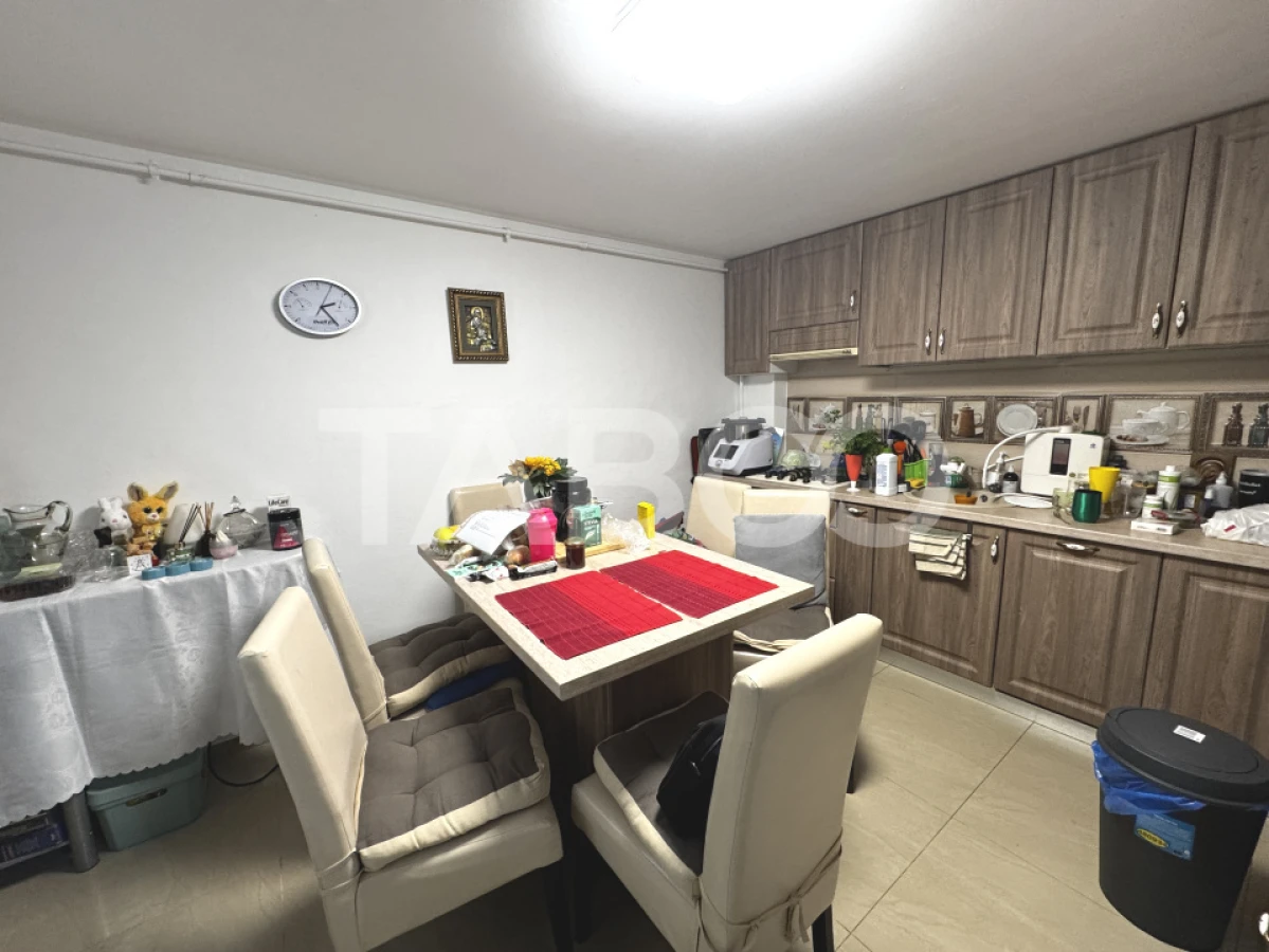 Casa individuala renovata cu 4 camere 3 bai 120 mpu garaj Trei Stejari - 3