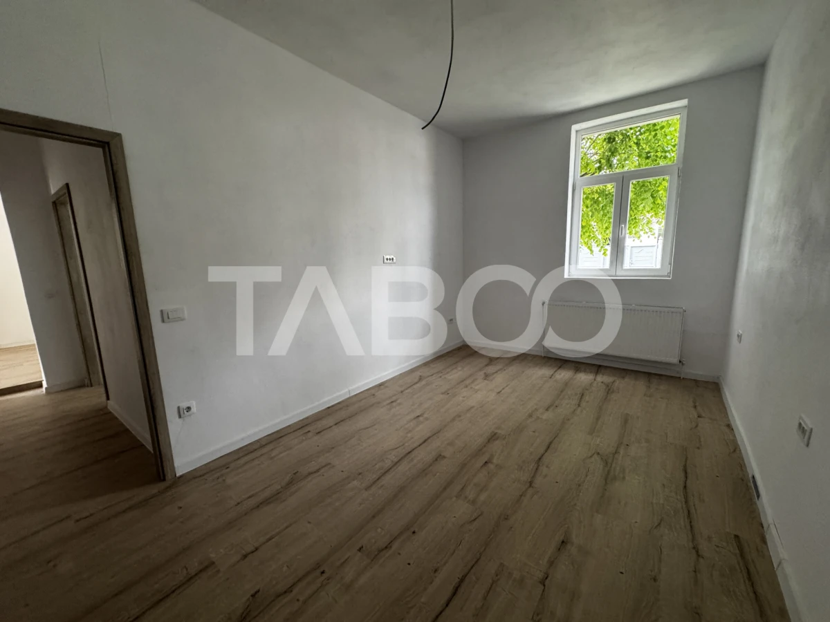 Apartament renovat la casa 3 camere 60 mpu pivnita Piata Cluj Sibiu - 10