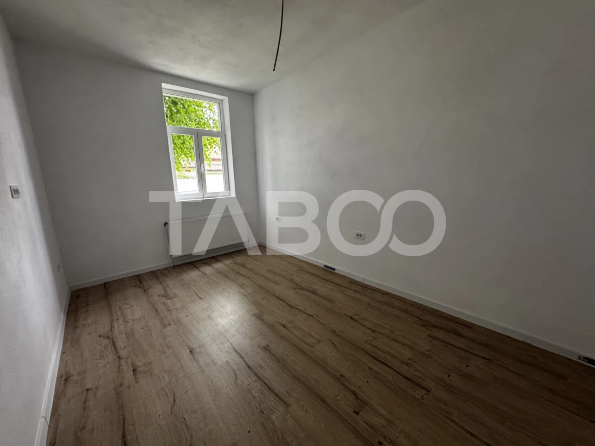 Apartament renovat la casa 3 camere 60 mpu pivnita Piata Cluj Sibiu - 5