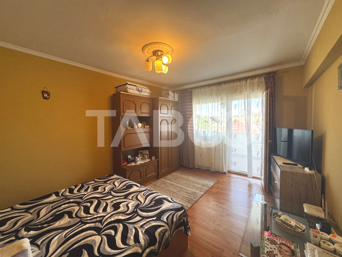 COMISION 0 - Apartament cu 4 camere 2 bai pivnta si balcon Cisnadie - 3