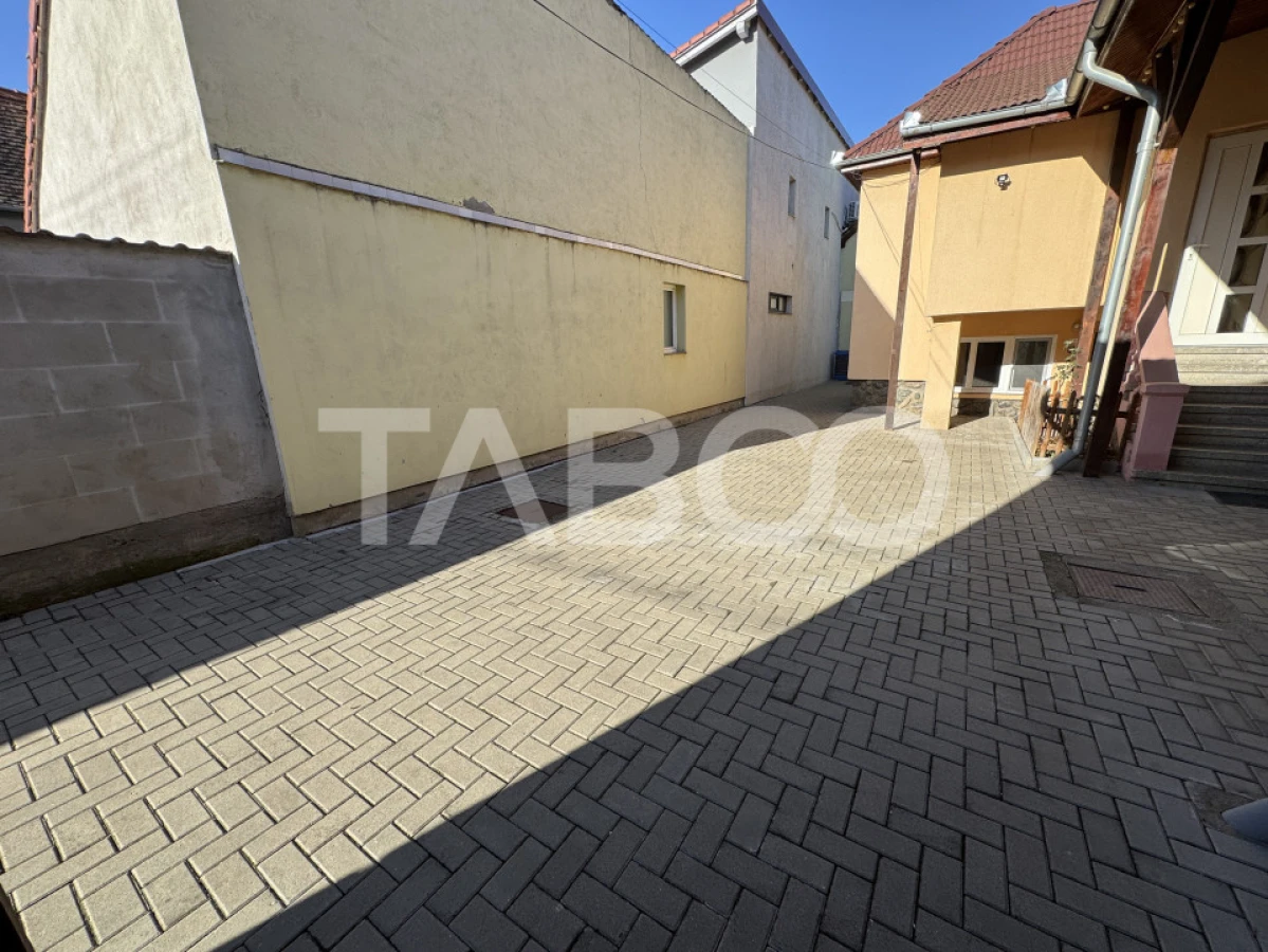 Casa de inchiriat cu 5 camere 2 bai curte pet friendly Lazaret Sibiu - 4