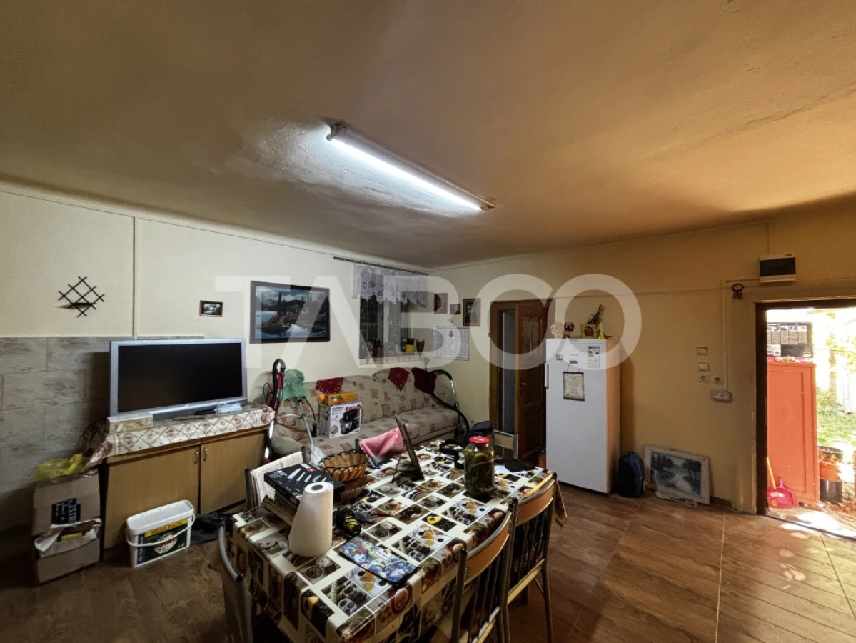Casa cu gradina de vanzare si curte + pivnita zona Terezian Sibiu - 7
