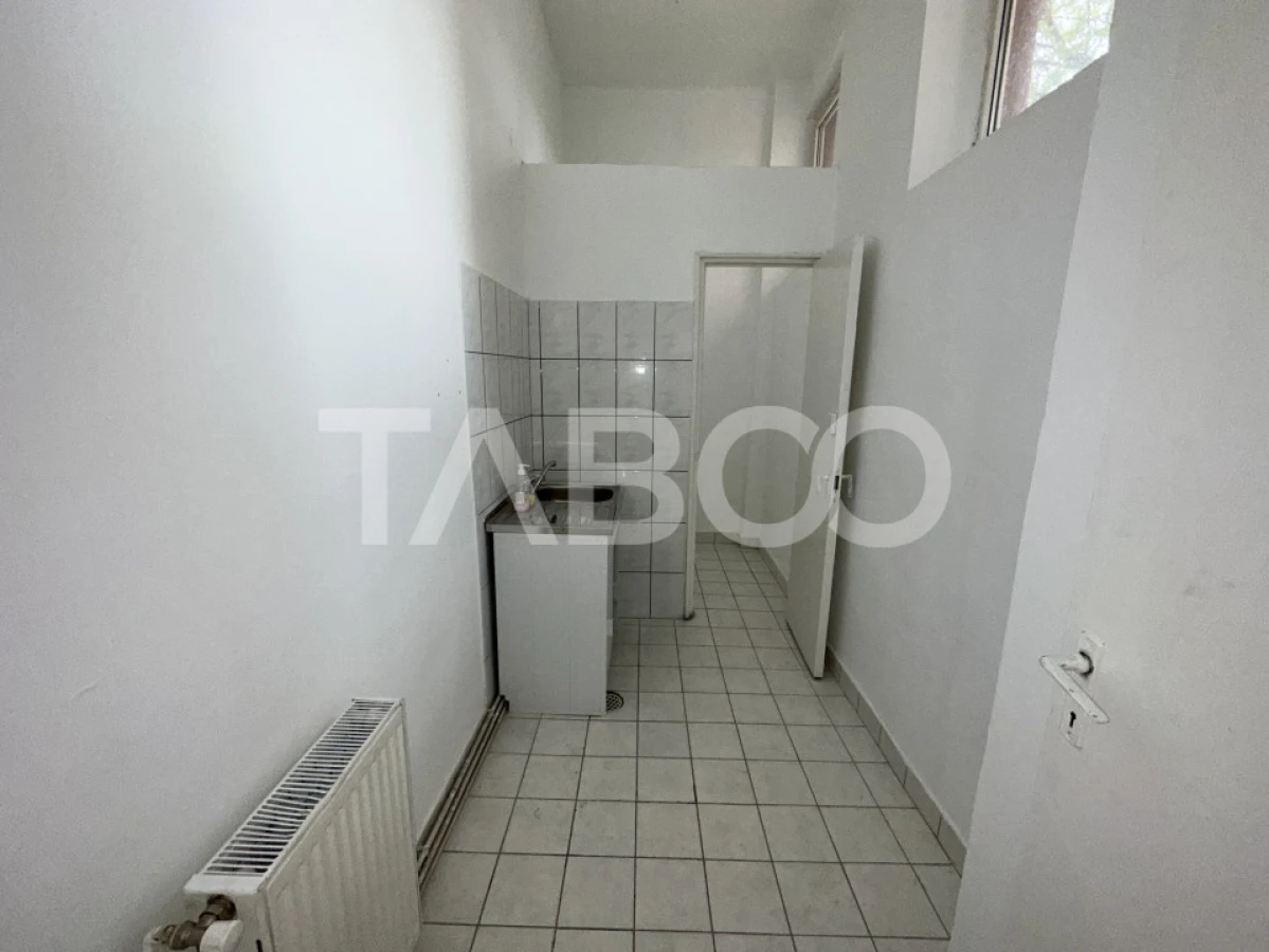 Spatiu comercial 110 mp de inchiriat strada Semaforului - 8