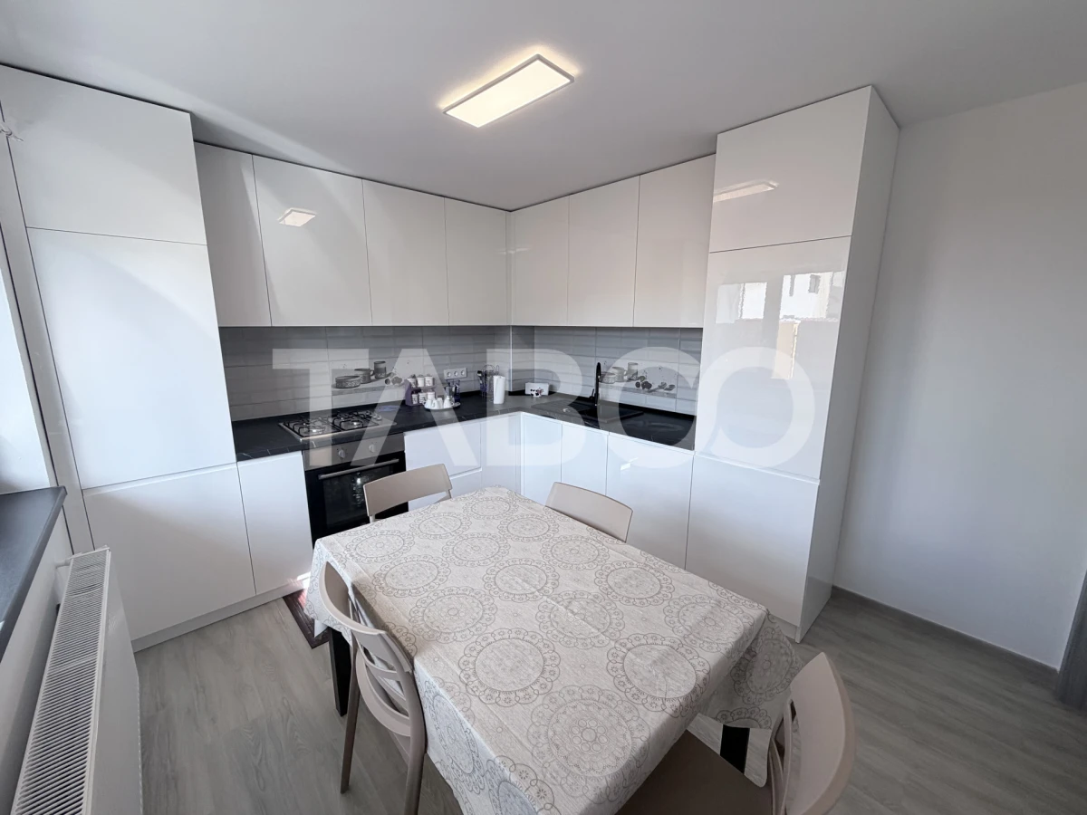 Duplex P+E+pod 4 camere curte amenajata gata de mutare Arhitectilor - 2
