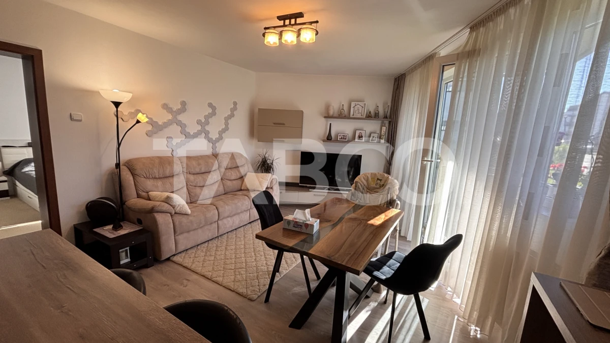 Apartament 3 camere de vanzare 65mpu cu loc de parcare - 1