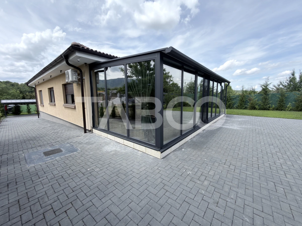 Casa individuala pe un singur nivel priveliste superba 1240 mp teren - 3