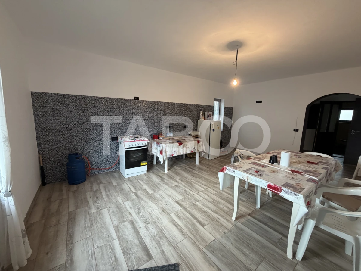 Casa individuala 5 camere 3 bai garaj 497 m teren liber Sat Sercaia - 9