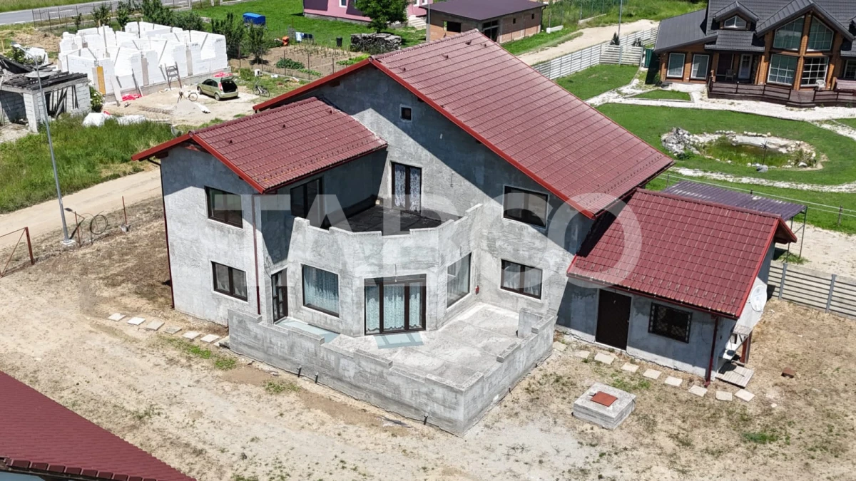 Casa individuala 5 camere 3 bai garaj 497 m teren liber Sat Sercaia - 2