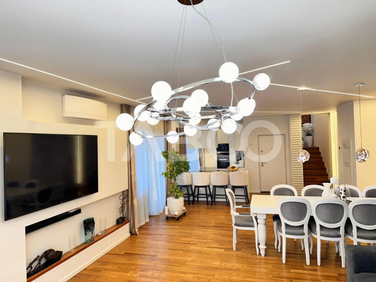 Penthouse cu 7 camere de vanzare si terasa generoasa in Buna Ziua - 1