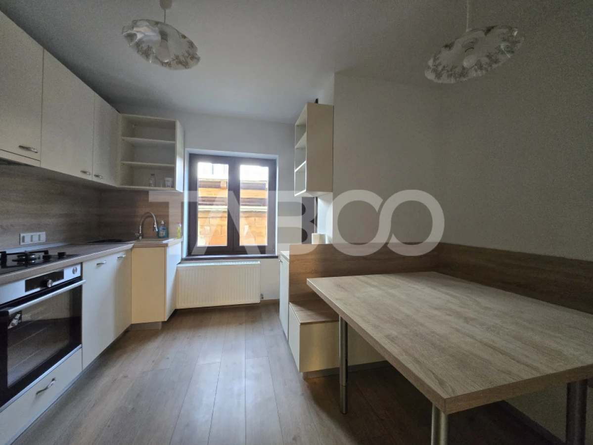 Casa noua de inchiriat 5 camere 200mp si Garaj zona Tineretului Sibiu - 5