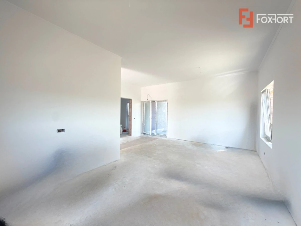 COMISION 0% Triplex cu 4 camere de vanzare in Sacalaz, zona Centrala - 10