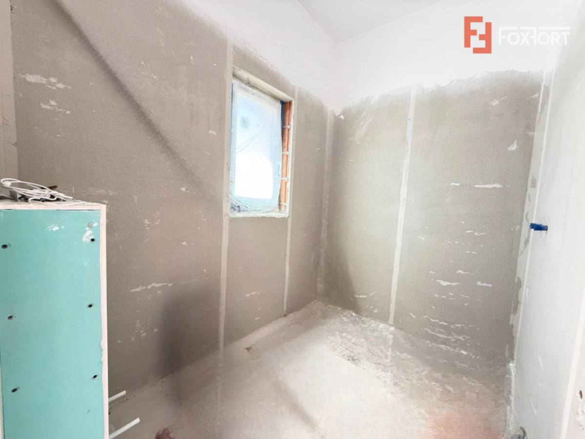 COMISION 0% Triplex cu 4 camere de vanzare in Sacalaz, zona Centrala - 9