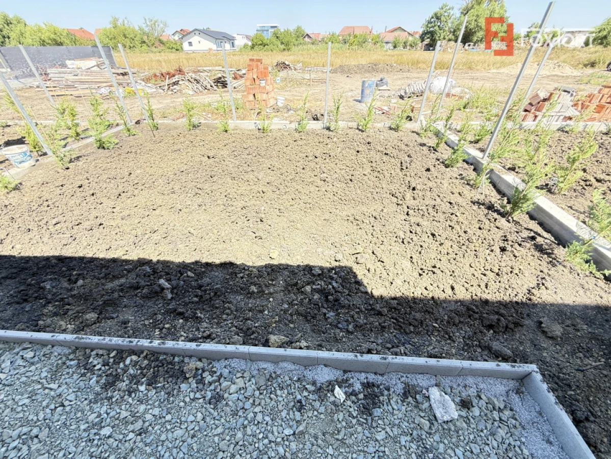 COMISION 0% Triplex cu 3 camere de vanzare in Sacalaz - 2