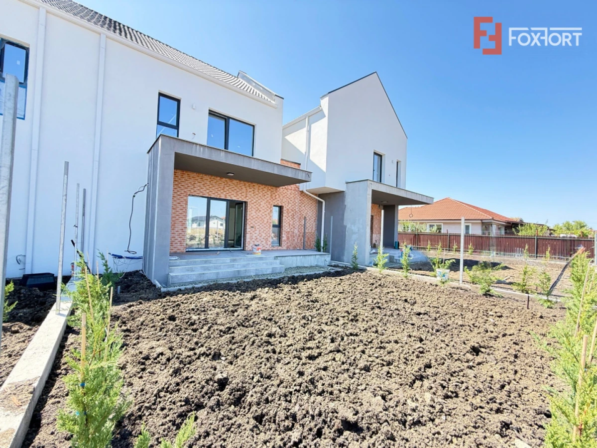 COMISION 0% Triplex cu 3 camere de vanzare in Sacalaz - 1