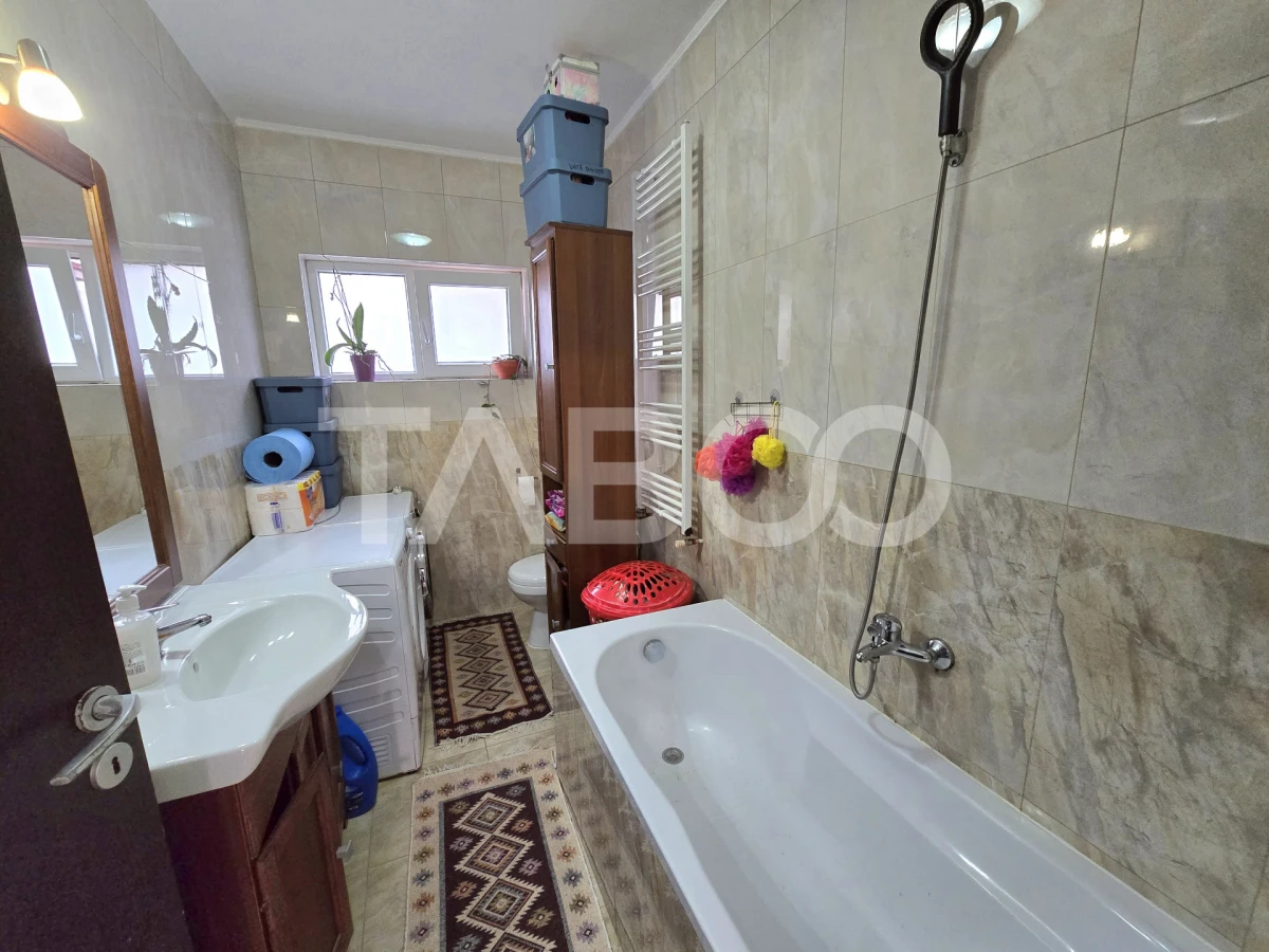 Apartament decomandat 4 camere 2 bai balcon parcare COMISION 0 - 6