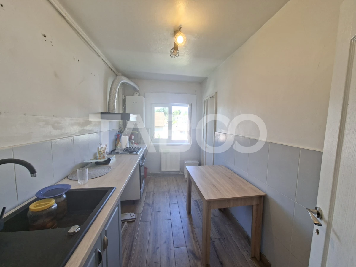 Apartament decomandat de vanzare 2 camere Strand etaj 4 acoperis - 10
