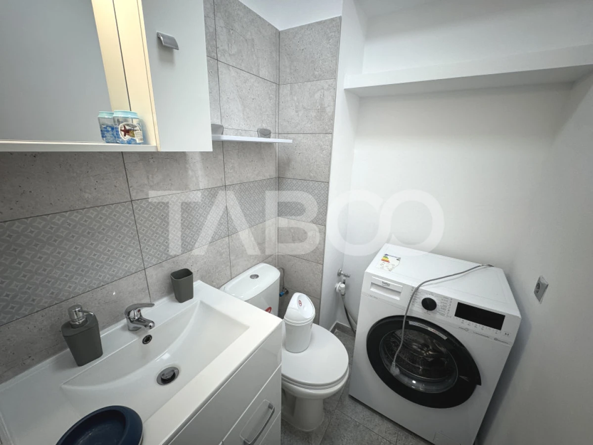 Apartament etaj 3 decomandat cu 3 camere 2 bai 2 balcoane Strand Sibiu - 9
