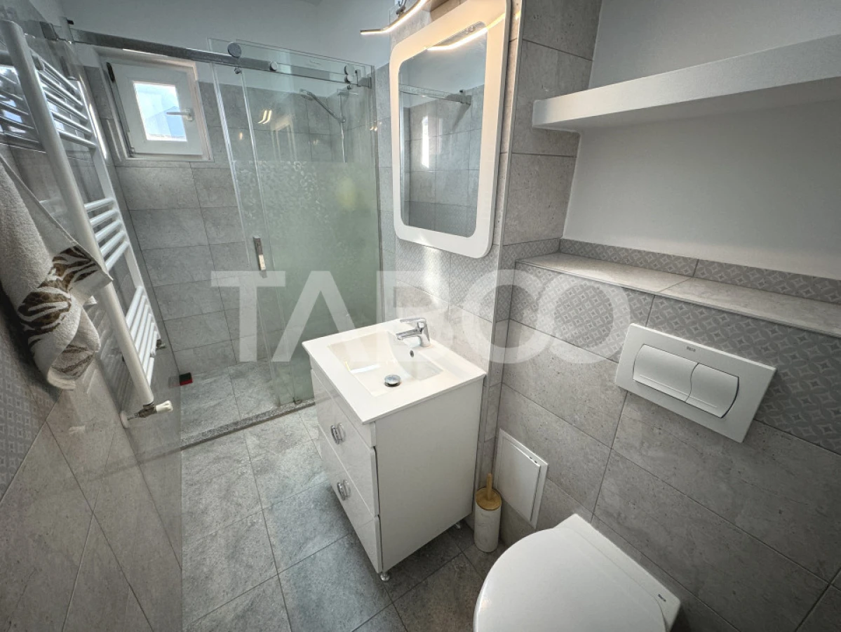 Apartament etaj 3 decomandat cu 3 camere 2 bai 2 balcoane Strand Sibiu - 8
