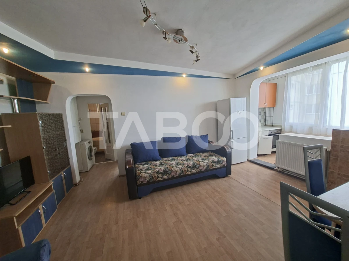 Apartament de vanzare cu 3 camere si balcon Mihai Viteazul numarul 23 - 10
