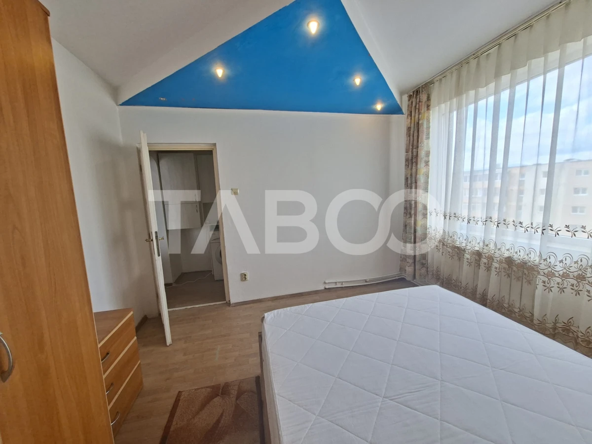 Apartament de vanzare cu 3 camere si balcon Mihai Viteazul numarul 23 - 6