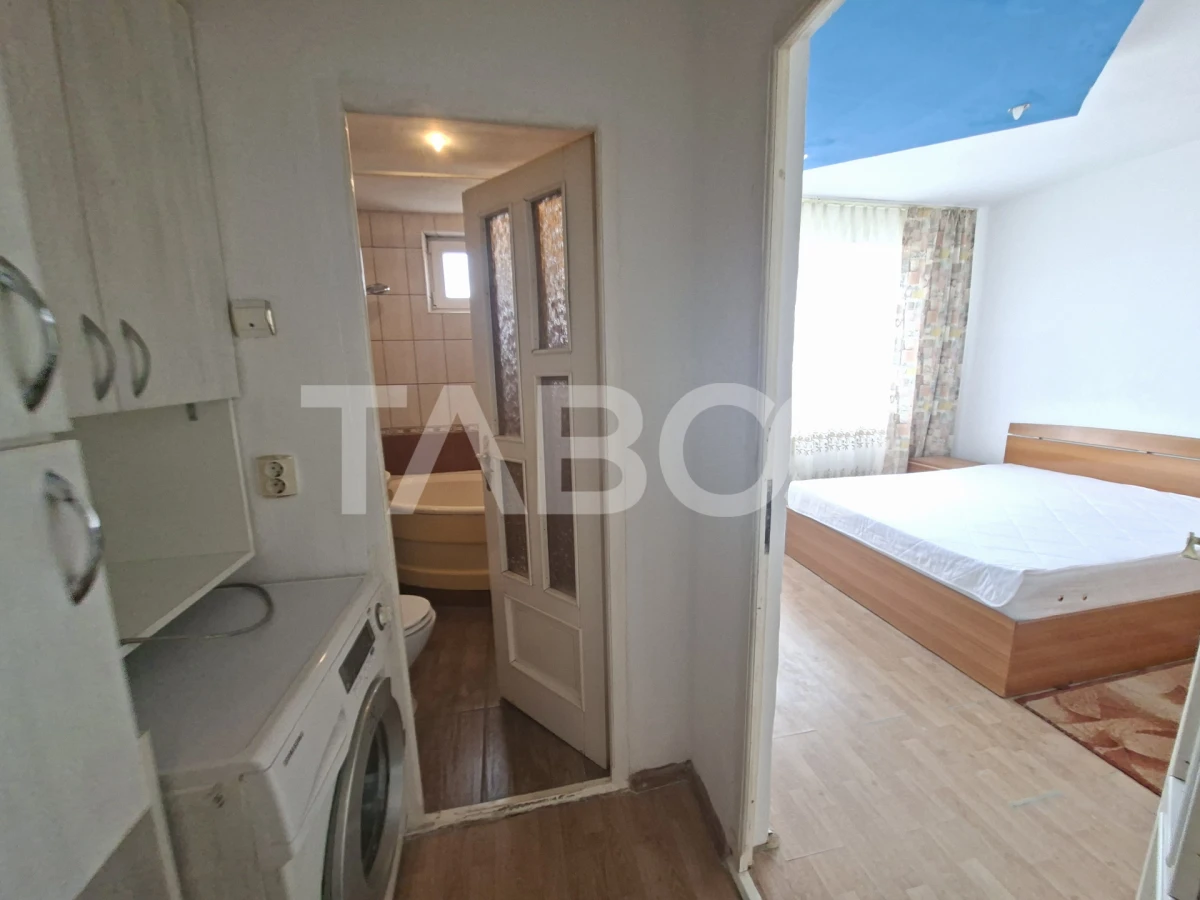 Apartament de vanzare cu 3 camere si balcon Mihai Viteazul numarul 23 - 5
