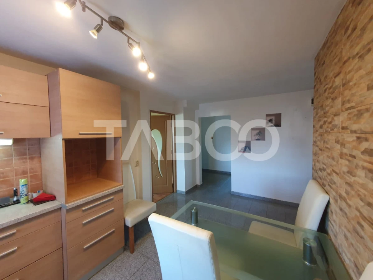 Apartament 3 camere decomandat 80 mp + 2 balcoane zona Teiului - 8