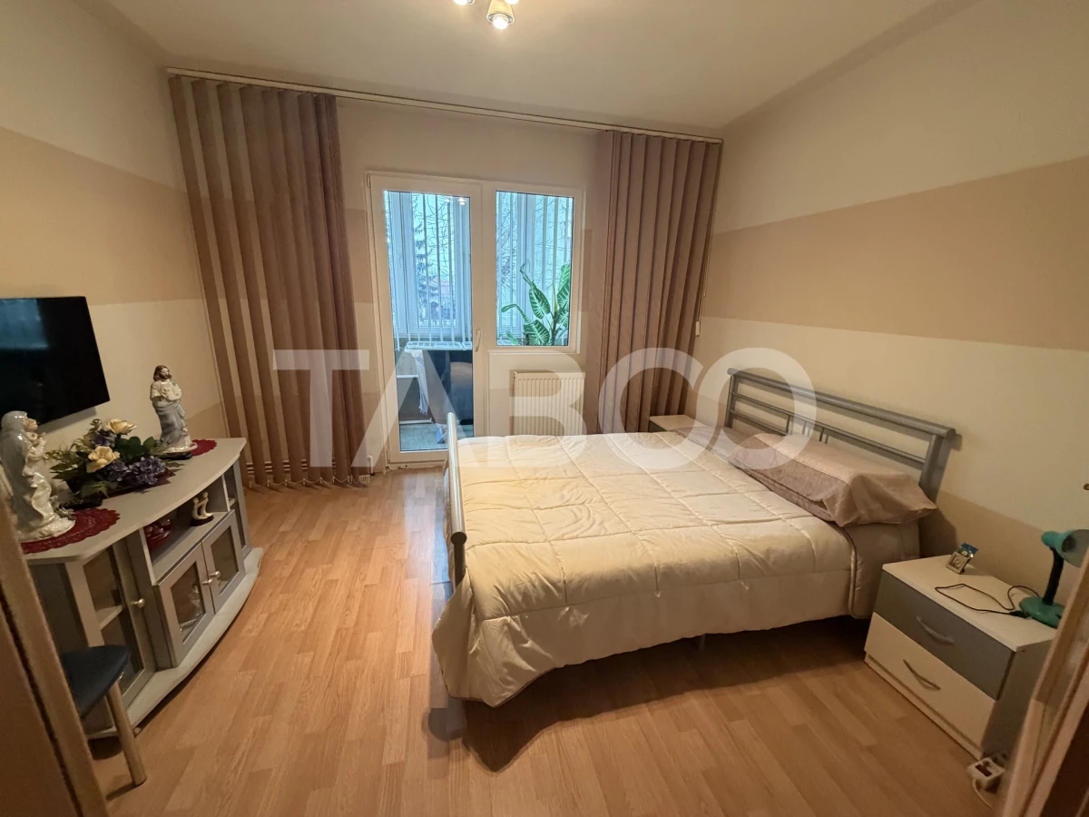 Apartament 2 camere decomandat etaj 1 complet mobilat si utilat - 1