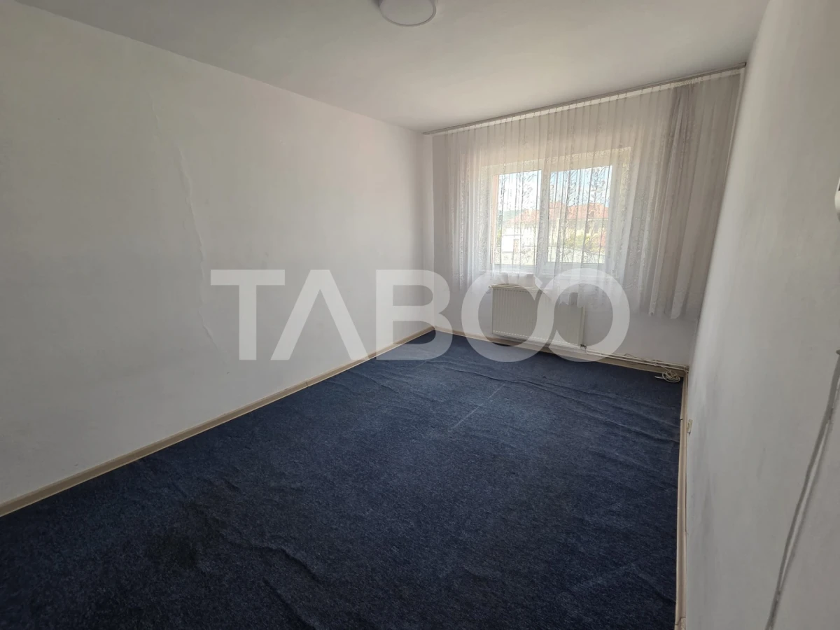 Apartament 2 camere decomandat Zona Stejarului 55 mp utili - 2