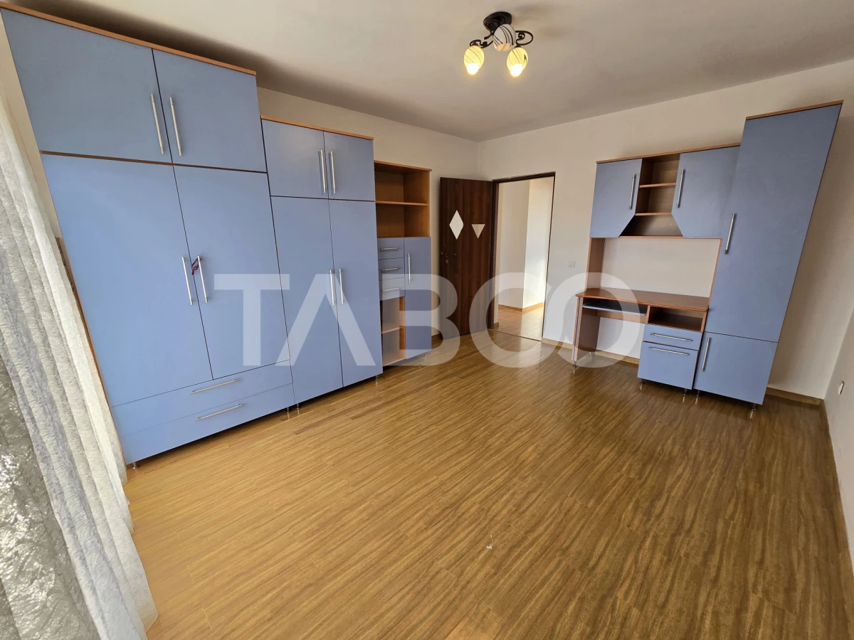 Apartament decomandat 3 camere etaj 2 terasa parcare Selimbar Sibiu - 7