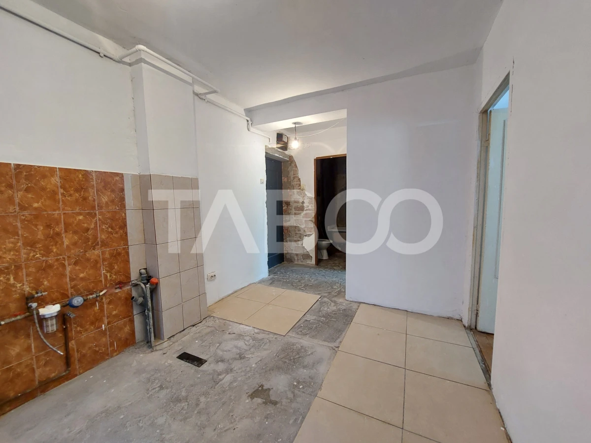 Comision 0% Apartament 40 mp 2 camere decomandate balcon Cisnadie - 10
