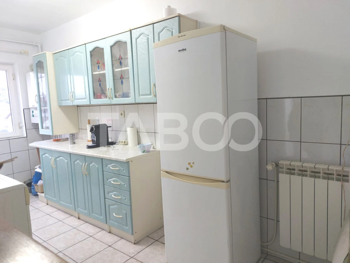 Pret Avantajos-Apartament 50 mpu 2 camere etaj 3 pivnita Cisnadie - 8