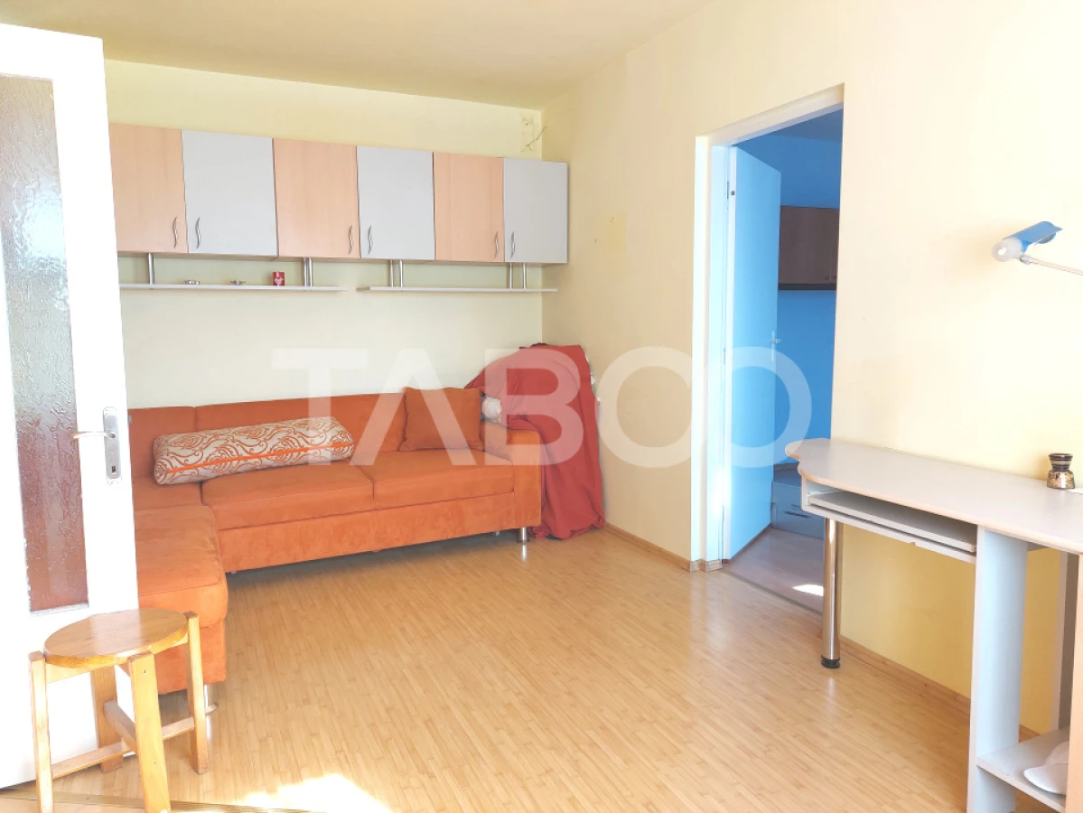 Pret Avantajos-Apartament 50 mpu 2 camere etaj 3 pivnita Cisnadie - 3
