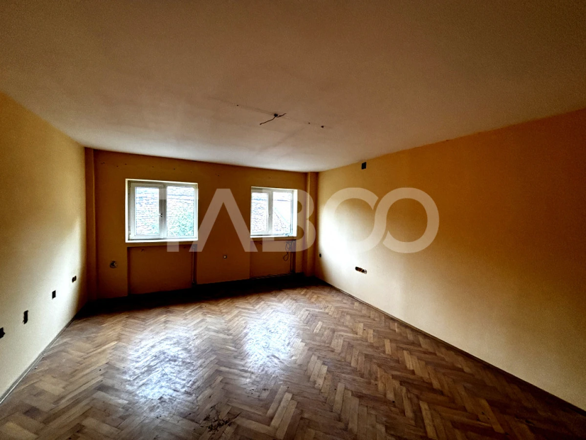 Apartament de vanzare cu 4 camere 110 mp Orasul de Jos Sibiu - 5