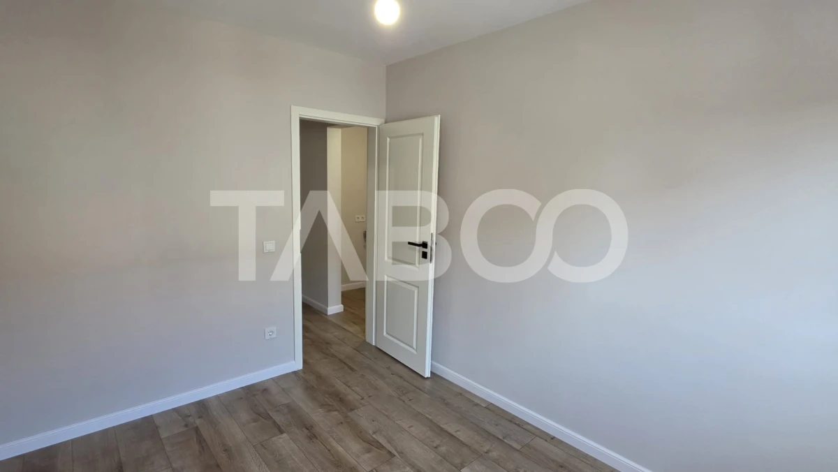 Apartament cu 3 camere central ultrafinisat de vanzare in Sebes - 10