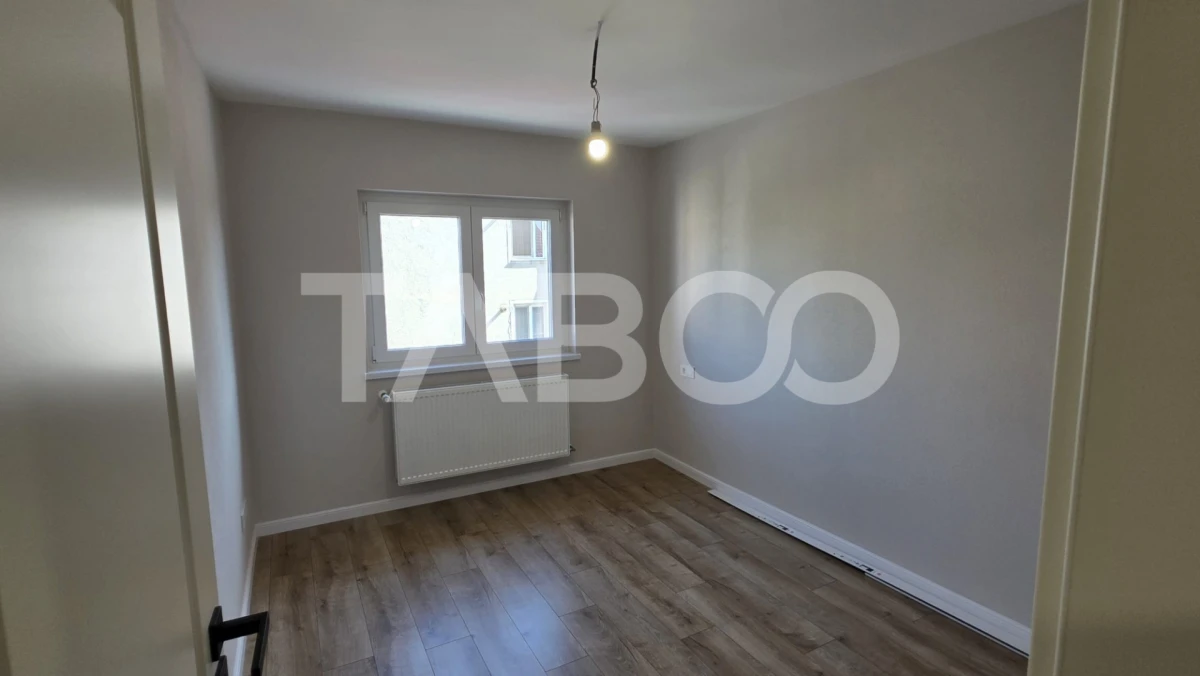 Apartament cu 3 camere central ultrafinisat de vanzare in Sebes - 5