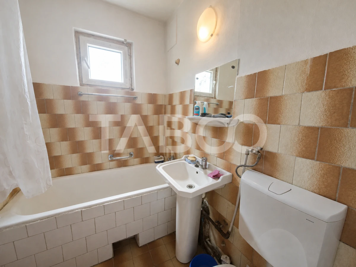 Apartament de vanzare 2 camere si pivnita parter inalt Rahovei Sibiu - 10