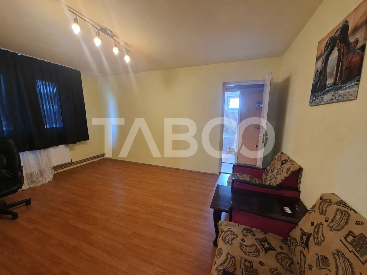 Apartament de vanzare 2 camere si pivnita parter inalt Rahovei Sibiu - 3